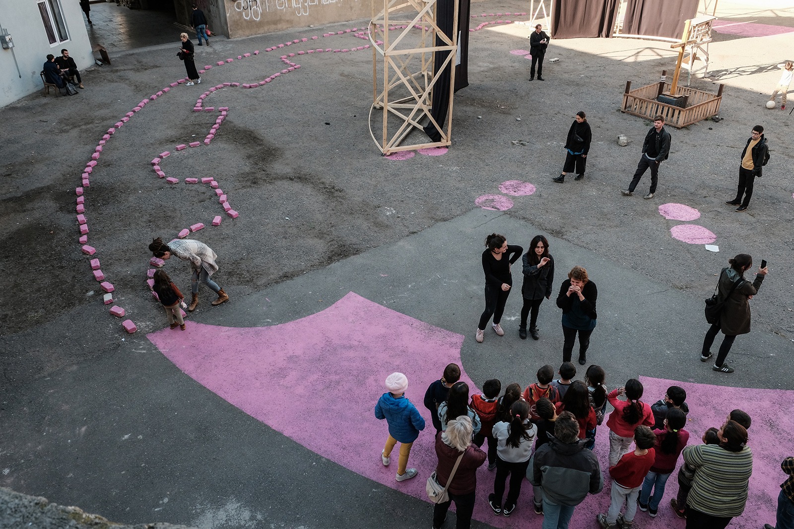Moreel onderwijs Aan boord Rose kleur Babau Bureau – Tbilisi Architecture Biennial